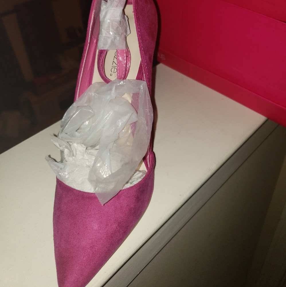 Hot Pink Heels
